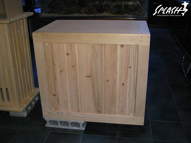 スプラッシュのオーバーフロー水槽は安心!安全!損害賠償保険にも加入済み