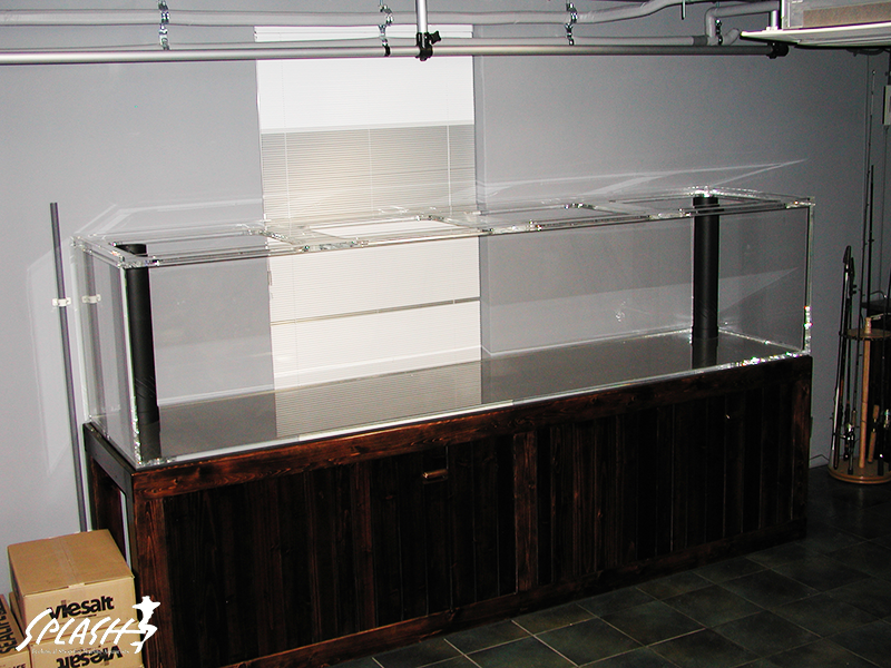 スプラッシュのオーバーフロー水槽は安心!安全!損害賠償保険にも加入済み